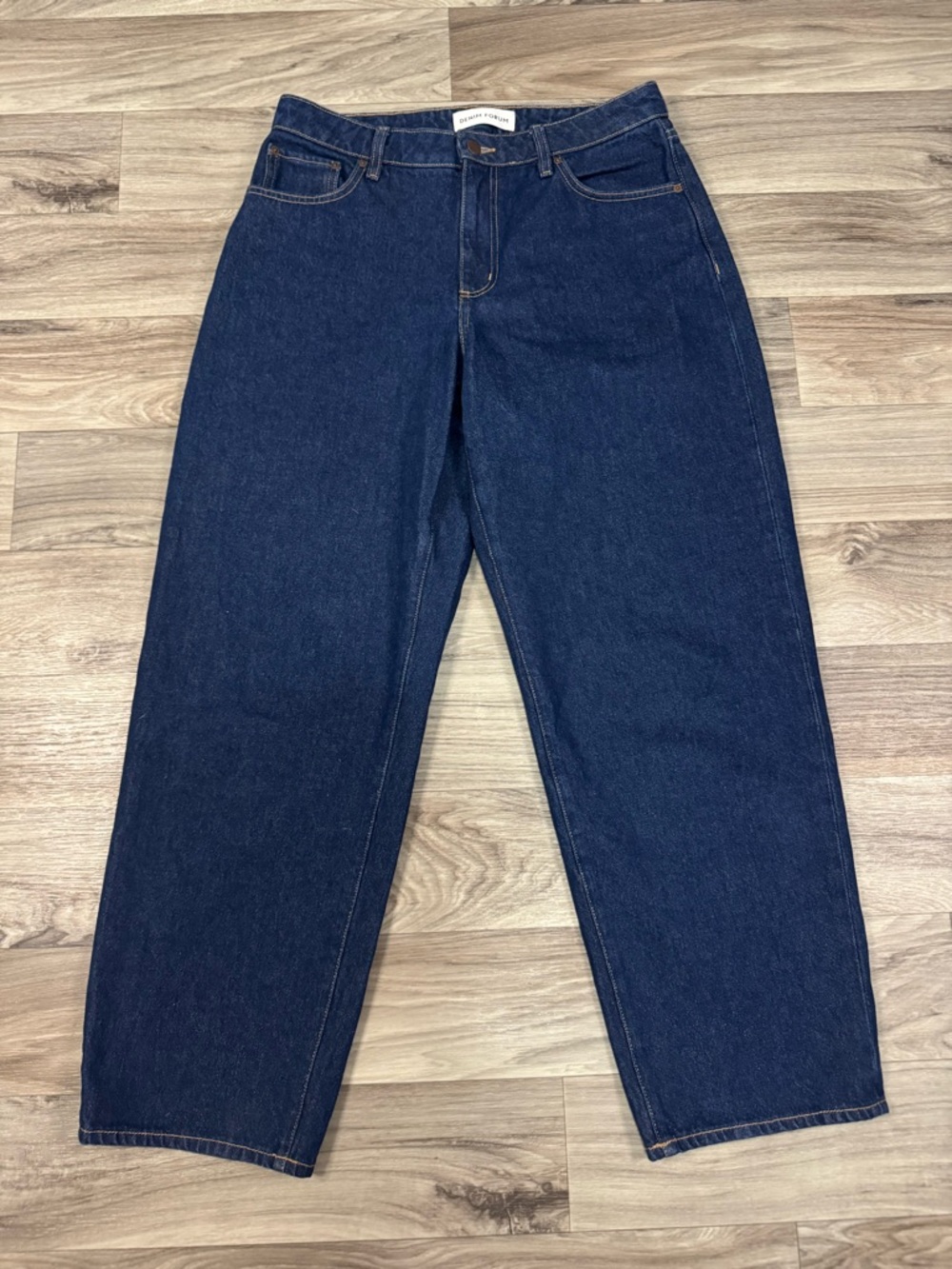 Aritzia Denim Forum The '90s Marlo Hi-Rise Baggy Jean Dark Wash Size 29